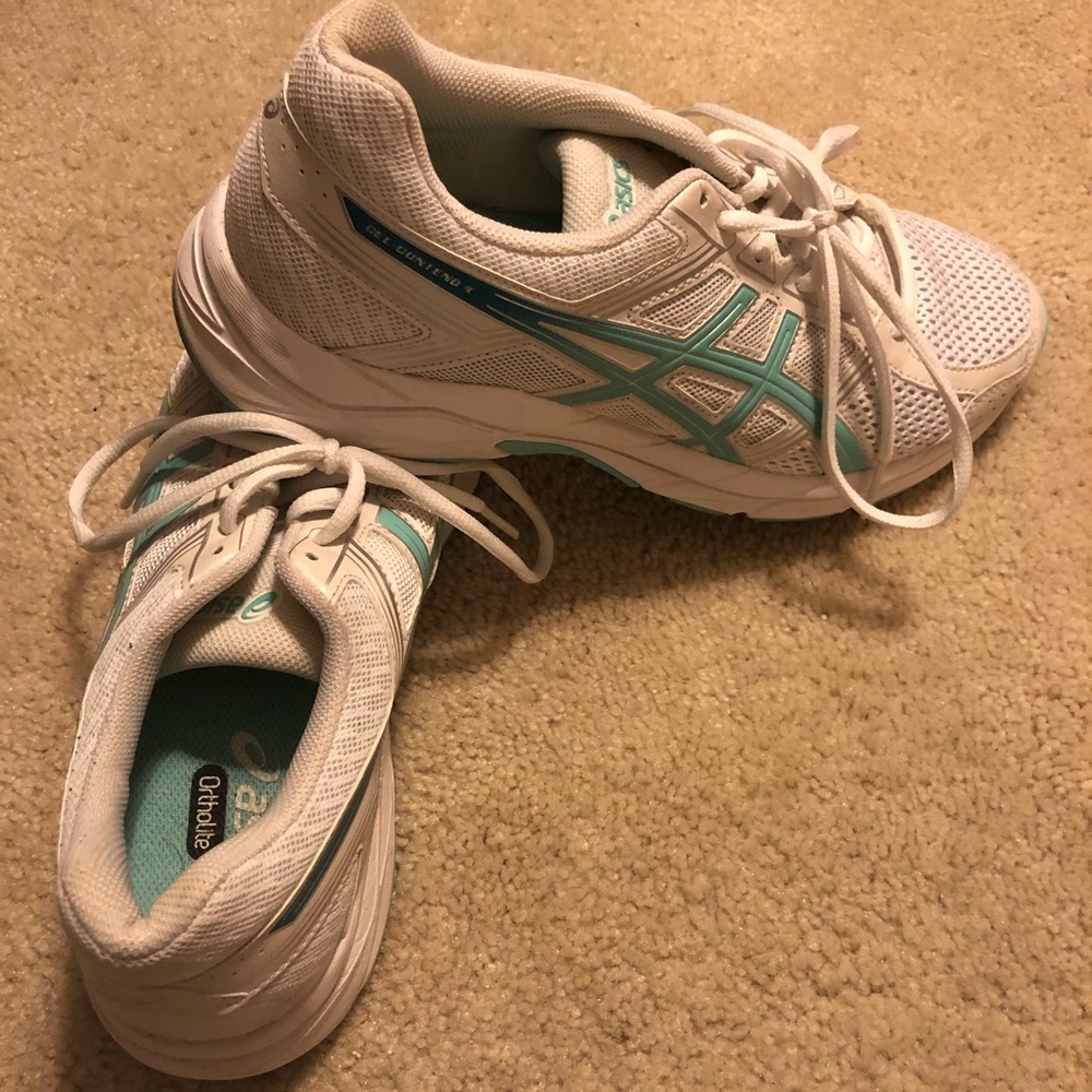 ASIC running shoes